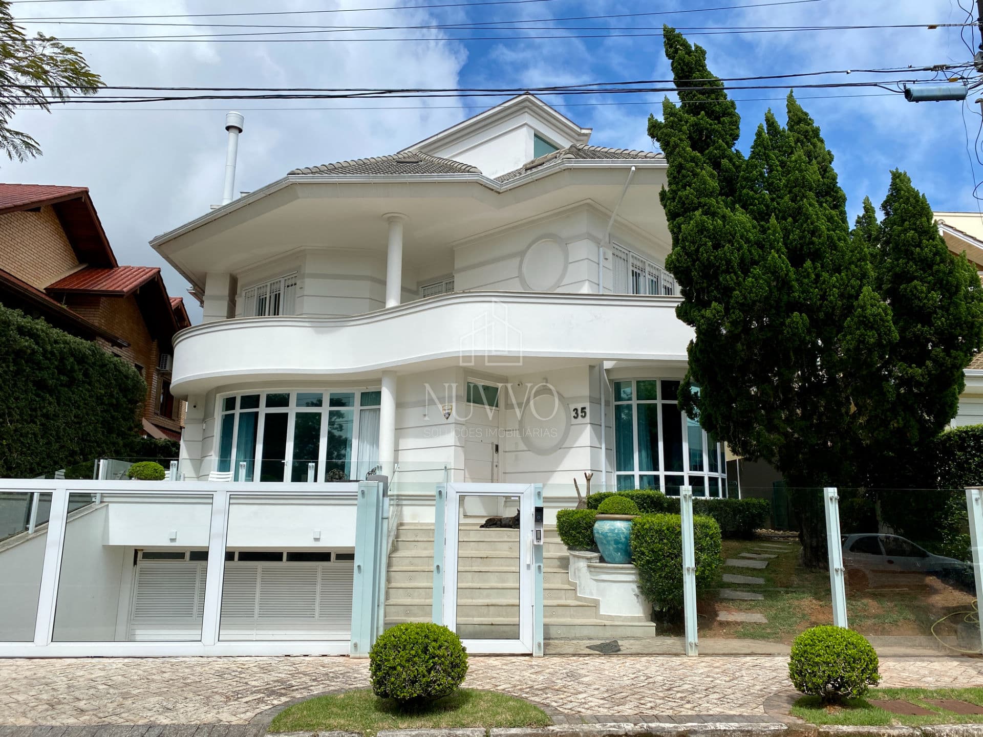 Casa à venda em Jurerê Internacional