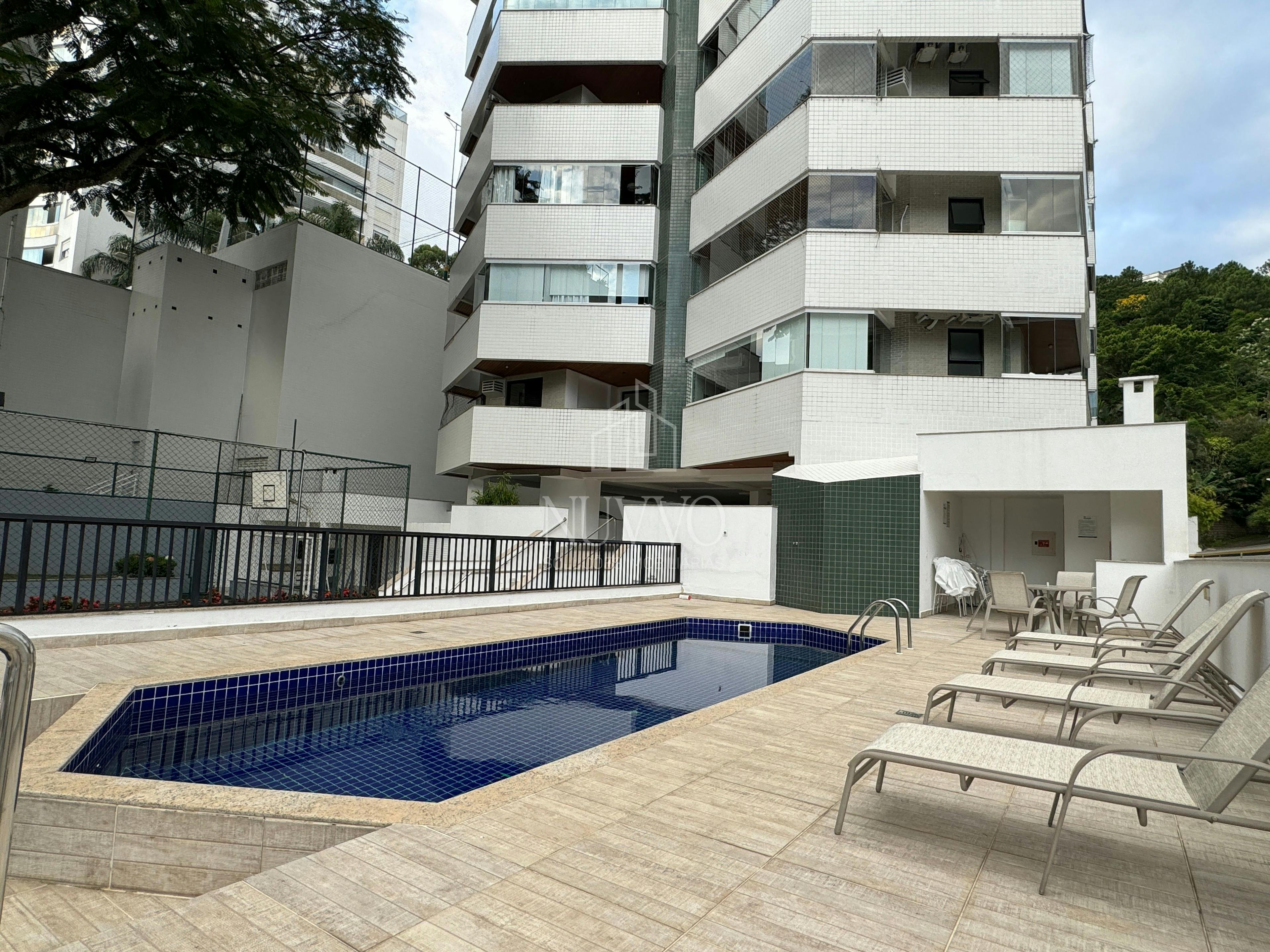 Apartamento à venda no bairro João Paulo em Florianópolis 